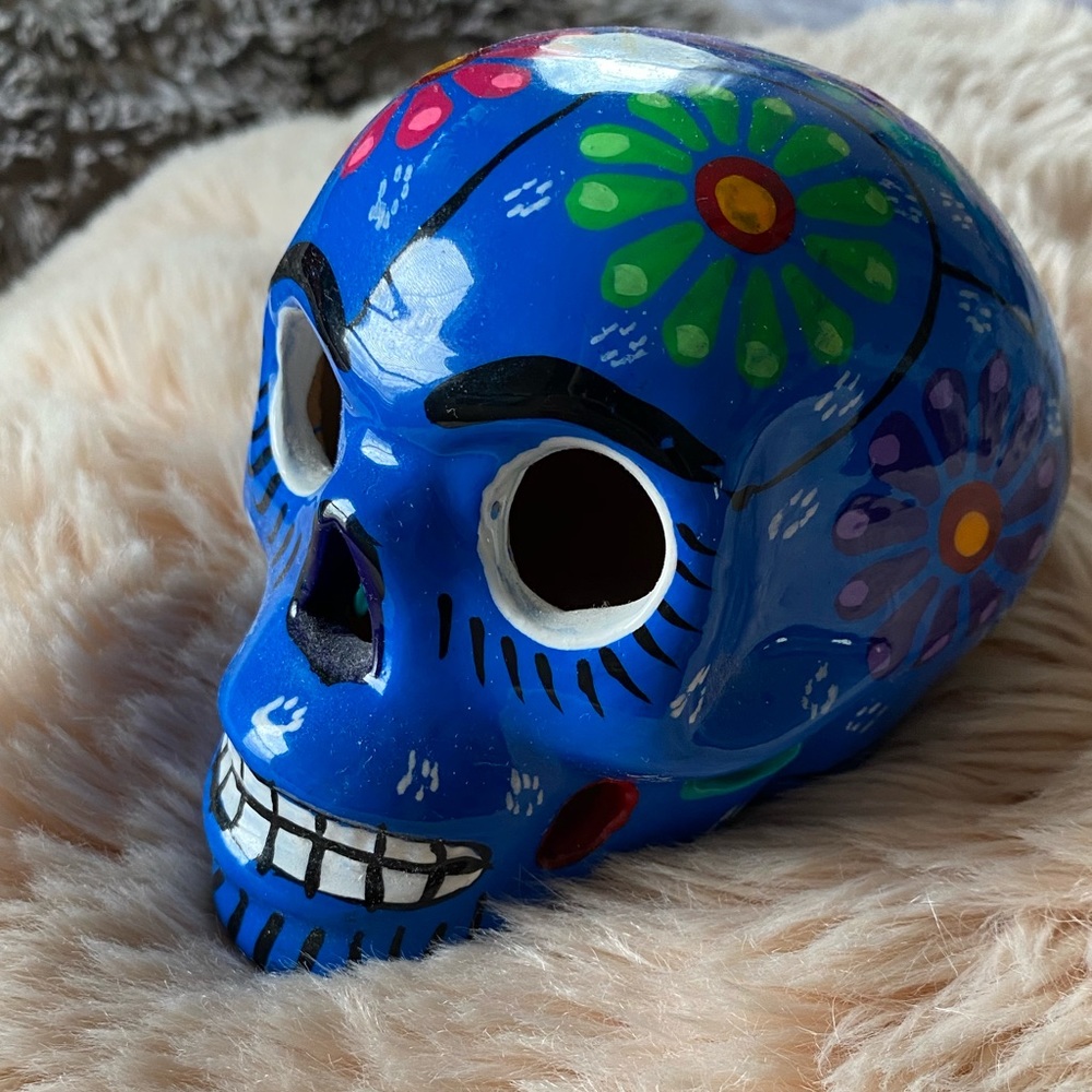 Handmade Skull - Picture 2 of 3